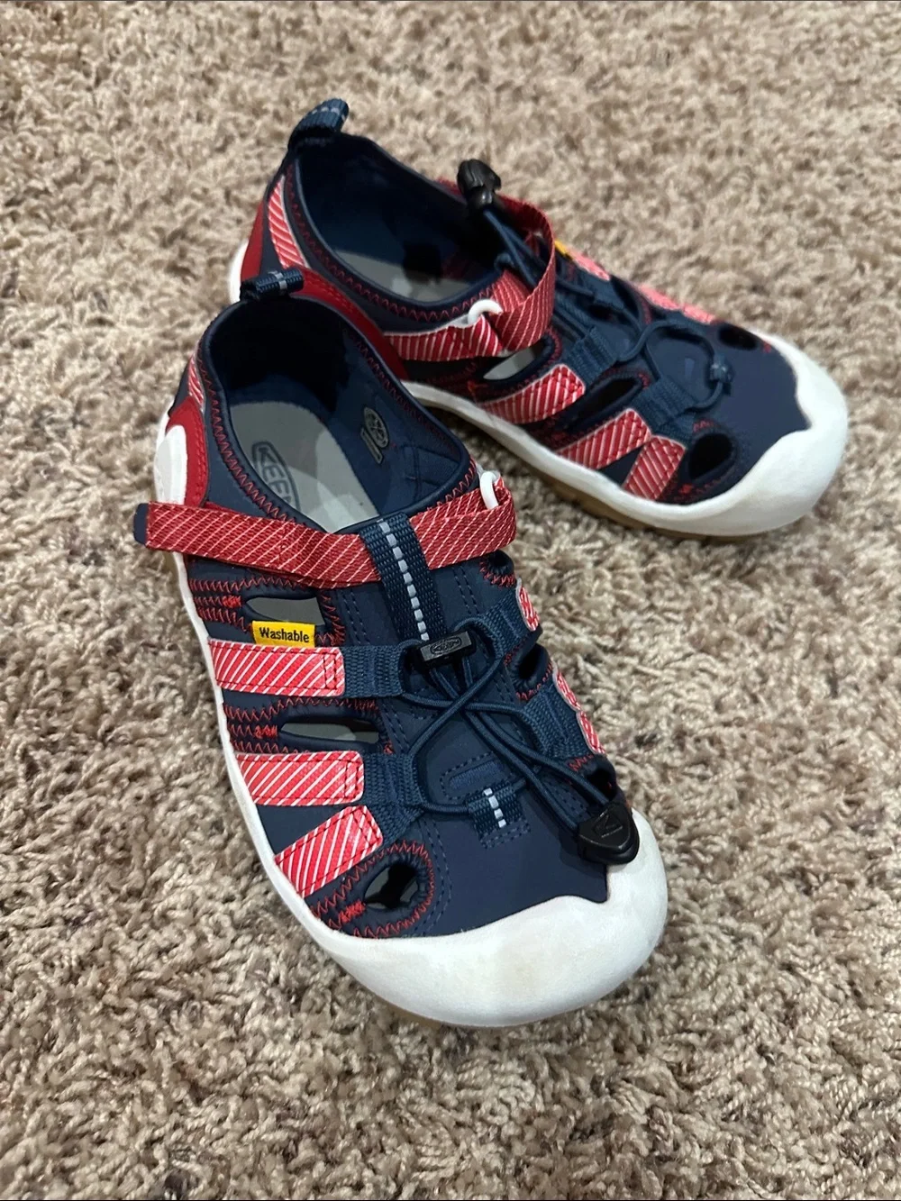 Keen durable closed